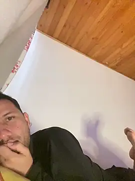 Michaell_Spinelly webcam