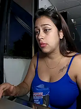Latina_sexy1 webcam