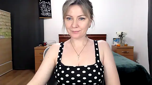 ParadiseAlina webcam