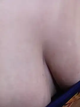 Julieth_hot-69 webcam