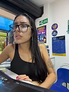 pregnant_sofii18 webcam
