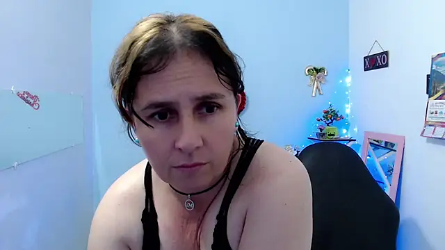 victoria_jones webcam