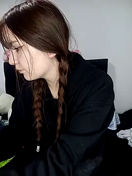 angel_naturall webcam