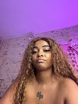 Webcam Model (pamela_west)  is live.Free join now!