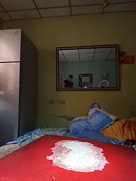 AlexisSpears_ webcam