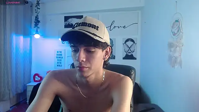 AmethystShadow17 webcam