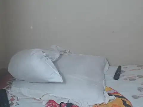 badgirlmona (Ask my age) - show pussy