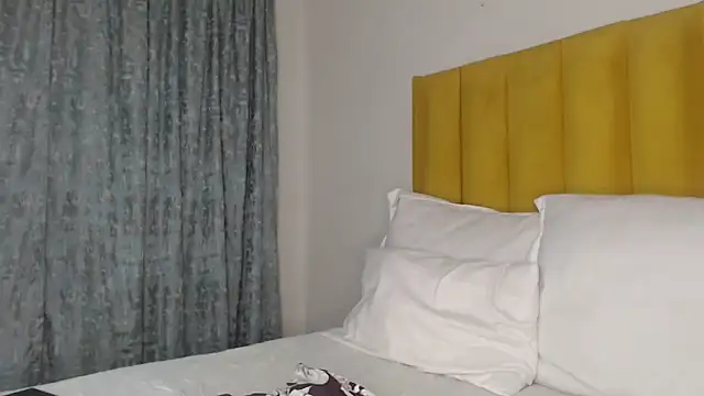 bella_2025 (F young) - PLEASE HELP ME TO BUY A PHONE DADDY