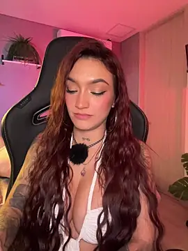 danidusan_ (F young) - SUCK  & BITE MY BOOBS