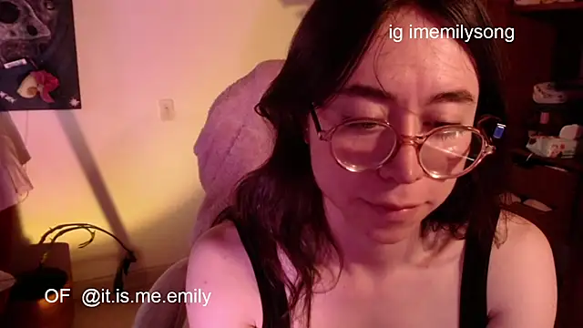 emily_pearl_ webcam
