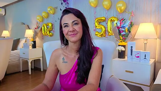 ScarleetJonson webcam