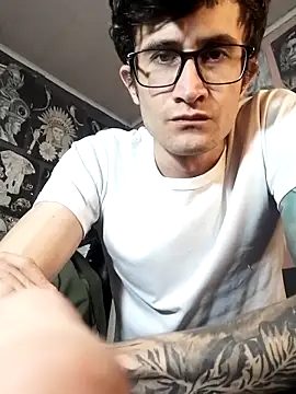 Loggan_donnelly webcam