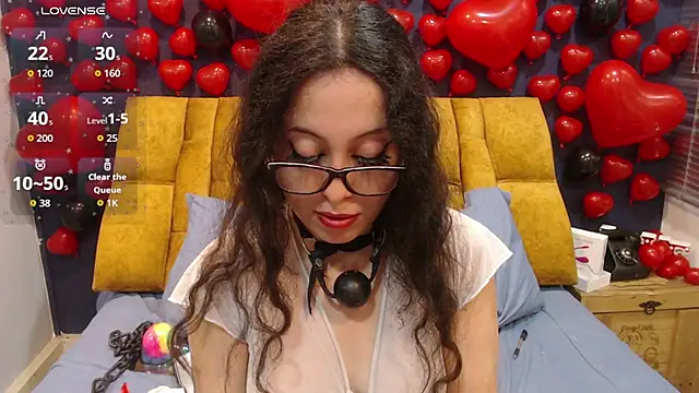 KendraaSimons webcam