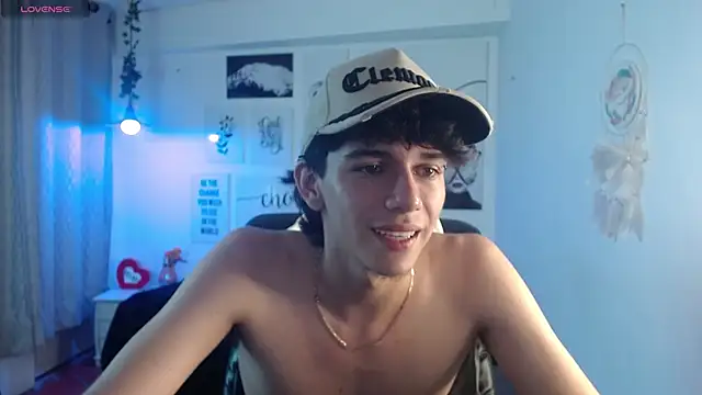 AmethystShadow17 webcam