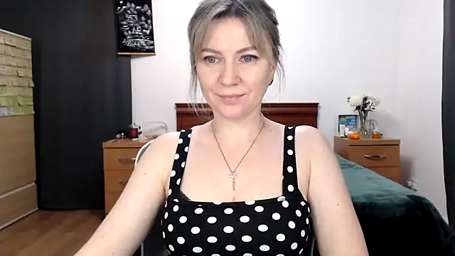 ParadiseAlina webcam