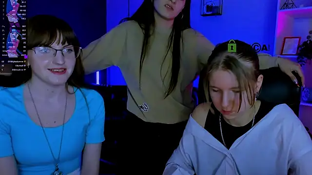 gloria_bubble webcam