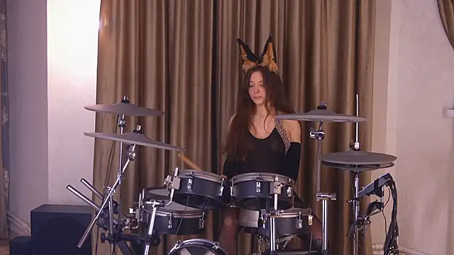 kittycaitlin (F young) - Support show