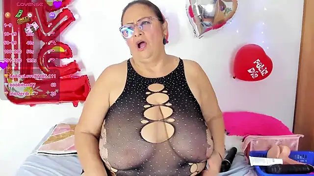 bbw_salome - BBW_salome's free webcam - UK Sex Cams