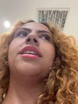 Chloe_Leaozinho webcam