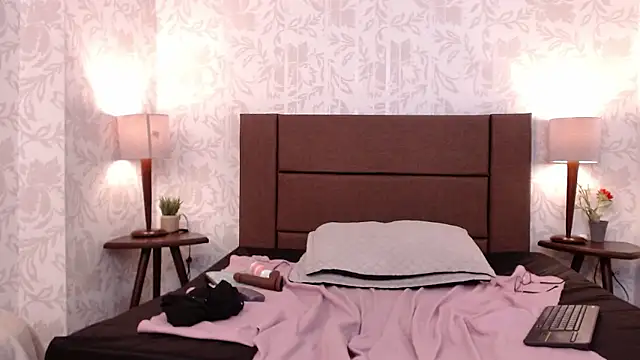 ava_raye - Ava_Raye's free webcam - UK Sex Cams