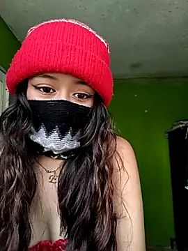 Webcam Model (XxxXeduRLupit)  is live.Free join now!