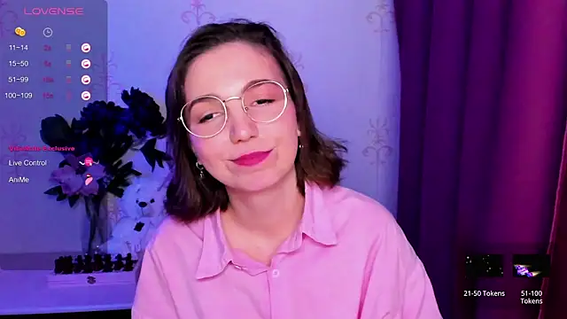 KindHazelHere_ webcam