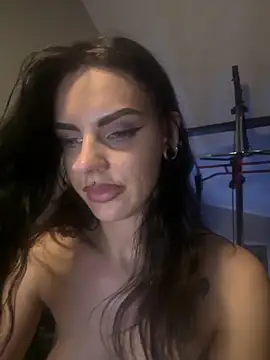 wwwdddccc1 (F young) - 2 fingers in pussy