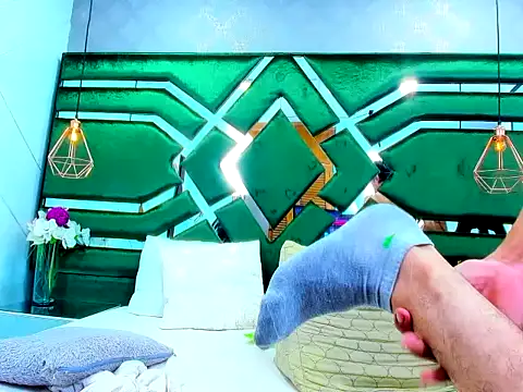 BellaAndNethan webcam