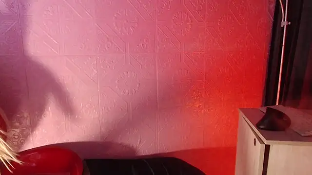 mariangel_tattooed_barbie webcam