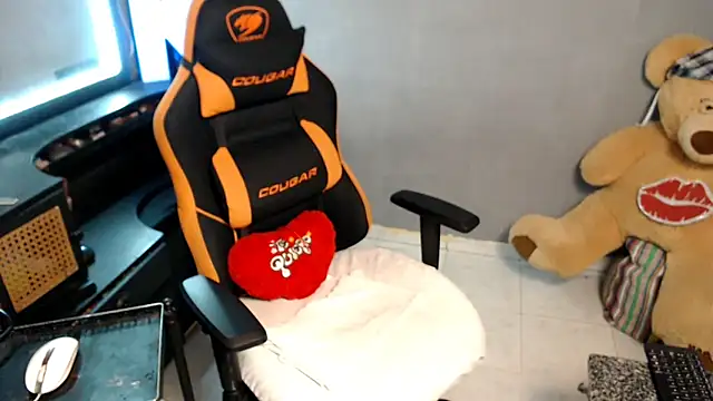 KRISTAL__JACKSON webcam