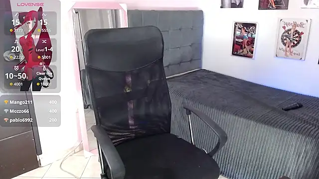 britany_teen18 webcam