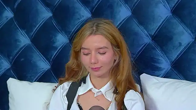 VanessaVienne webcam