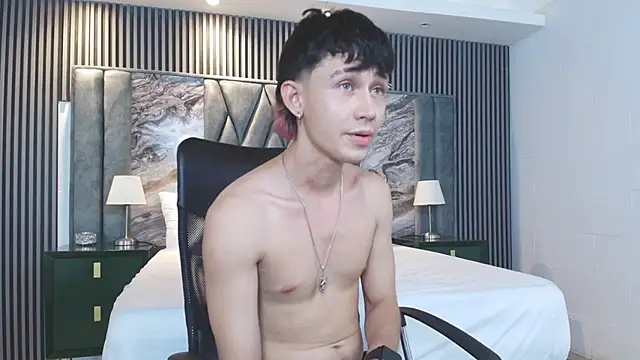 michael_blue - Michael_blue's free webcam - UK Sex Cams