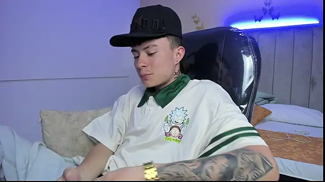 nascary_fox - Nascary_Fox's free webcam - UK Sex Cams