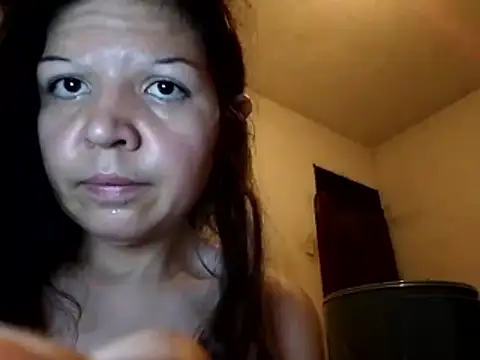 Webcam Model (xemmia_sweety)  is live.Free join now!