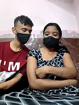 couplegk71 - Couplegk71's free webcam - UK Sex Cams