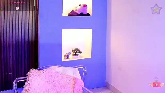 BlakmillerrGilson webcam