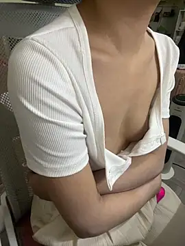 mina048 - Mina048's free webcam - UK Sex Cams