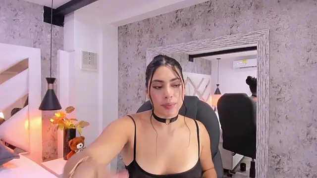 Vanessa_Rain_ webcam