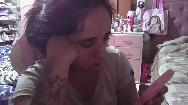 annarose19 - Annarose19's free webcam - UK Sex Cams