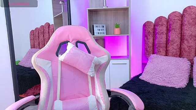 Valery_Jones1 webcam