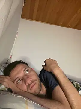 Michaell_Spinelly webcam