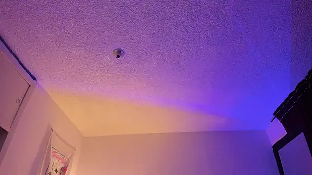 alessamoth - Alessamoth's free webcam - UK Sex Cams