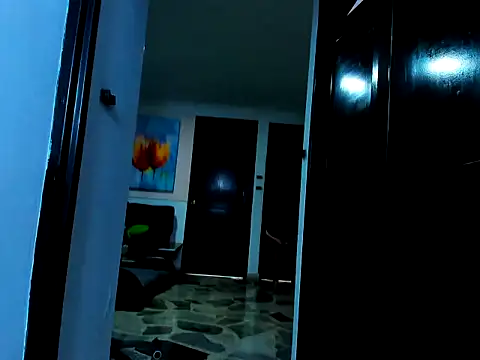 BellaAndNethan webcam