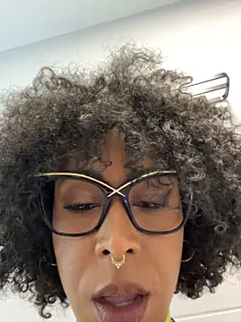 dianagolley420's room