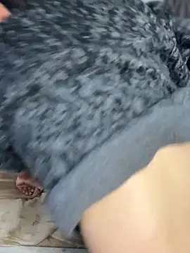 samu_hott (M young) - oil on the buttocks