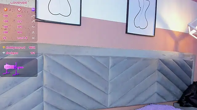 Mia_Valentine_ webcam