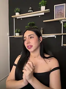 Webcam Model (isabella_jade)  is live.Free join now!