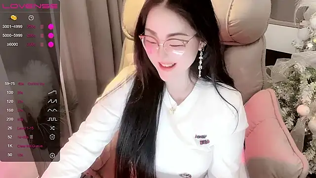 Monica-666888- webcam