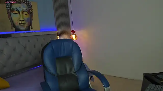 Dark_Desiree18 webcam